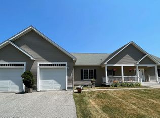 45 Wyatt Rd, Middletown, RI 02842