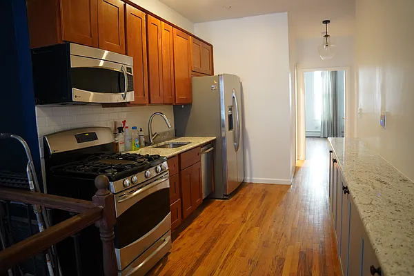 Rented by Compass | media 4