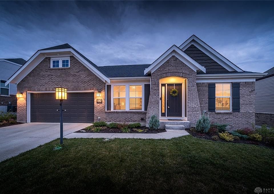 1st image of 140 Willow Grove Dr