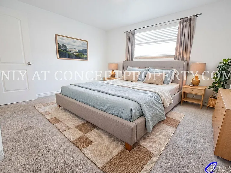 466 E Woodland Ave — Photo 49
