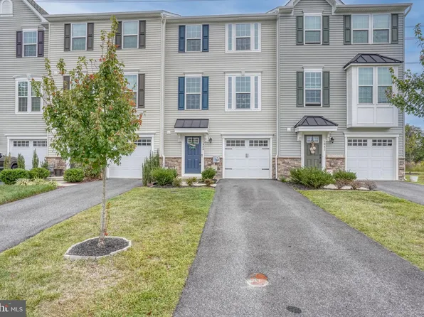 1944 Spearfish Ct, Newark, DE 19702