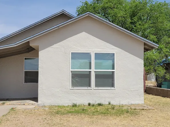 805 S Avenue C, Portales, NM 88130