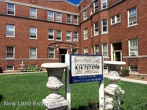1st image of 1485 N Farwell Ave APT U