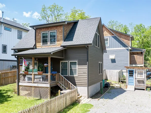 109 Portmanvilla Rd, Black Mountain, NC 28711