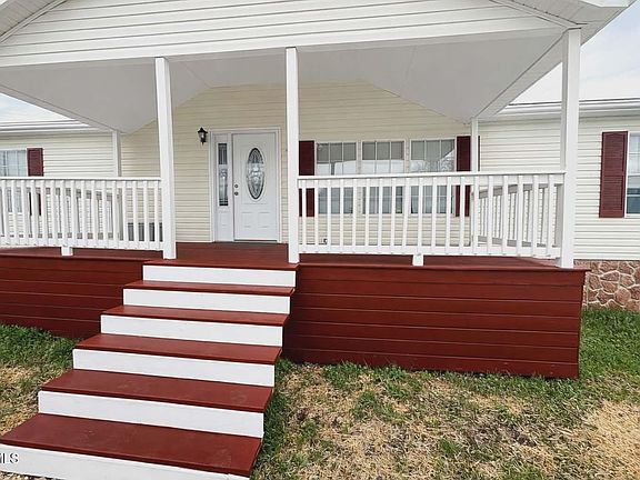 2nd image of 379 Lakeview Rd