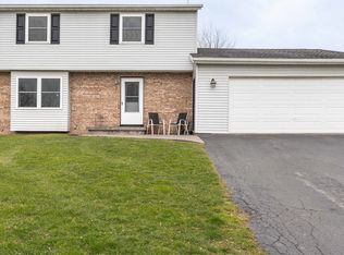 7 Archer Dr, Hilton, NY 14468