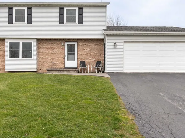 7 Archer Dr, Hilton, NY 14468