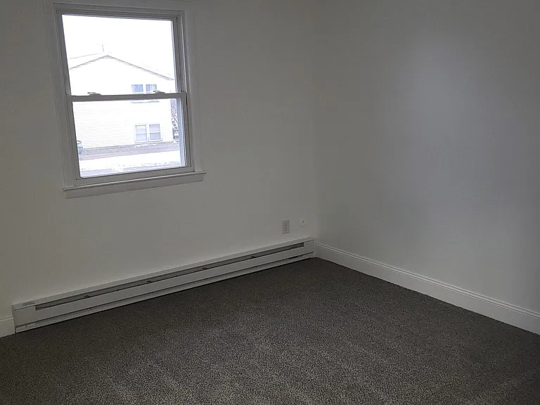 807 Indiana Ave — Photo 10