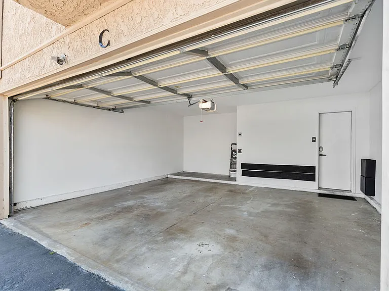 2024 S Bon View Ave #C — Photo 14