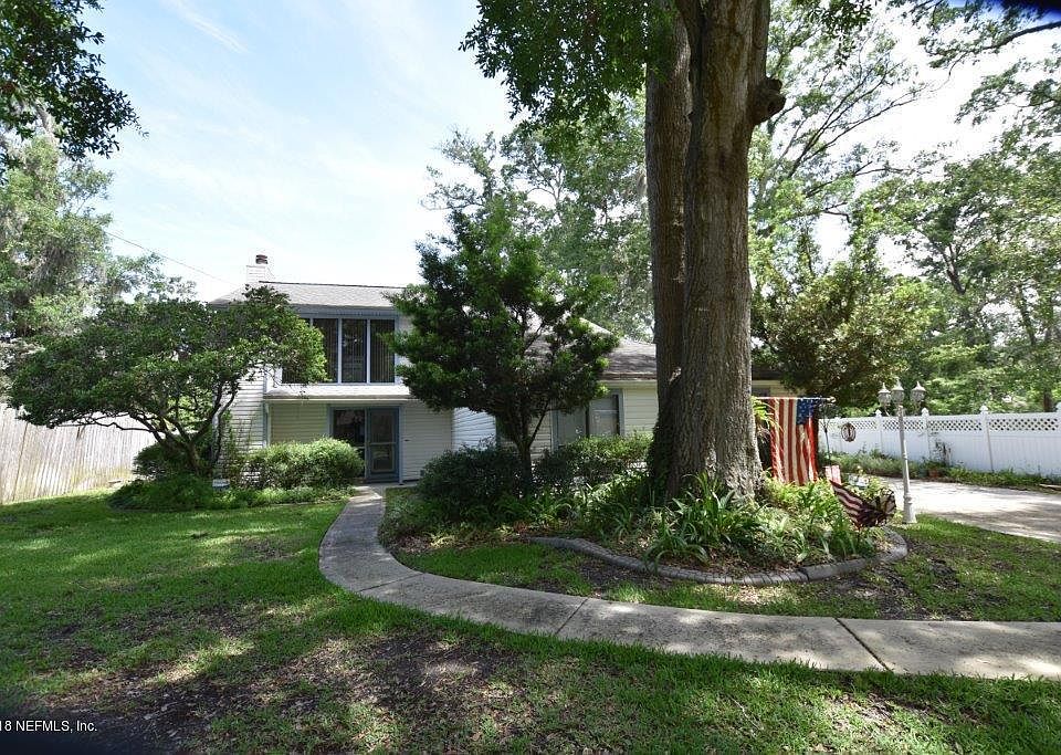 1st image of 2562 Moody Ave