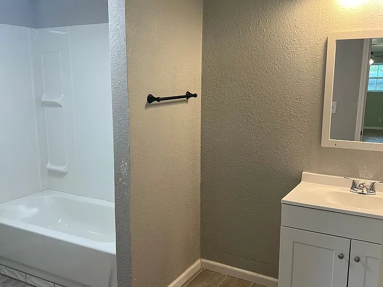 20266 Hyatt Ln — Photo 18