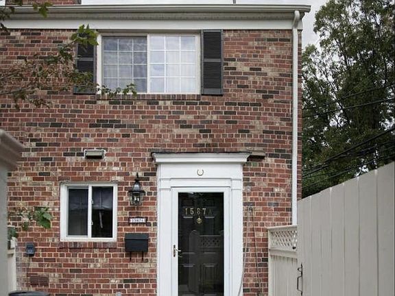 3rd image of 1587A N Van Dorn St Unit 1587A