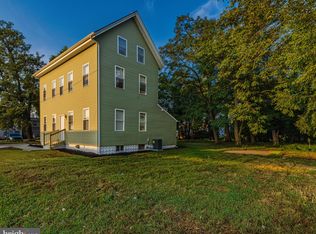 1316 Chestnut St, Paulsboro, NJ 08066