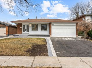 2437 Chilsworthy Ave, Mississauga, ON L5B 2R4