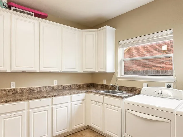 18 Petal Park Pl — Photo 32