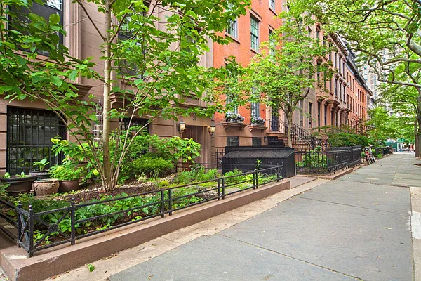 Sold by Keller Williams NYC | media 15