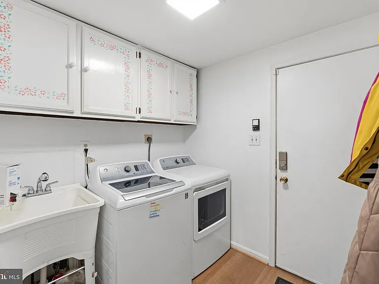 15336 Baileys Ln — Photo 11