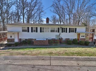 215 Waddell Cir, Oak Ridge, TN 37830