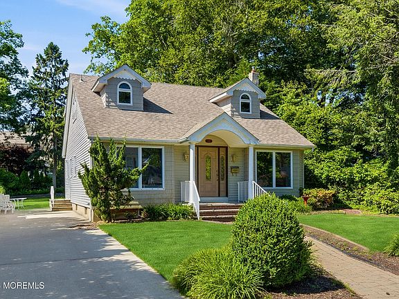 2nd image of 506 Woodland Rd