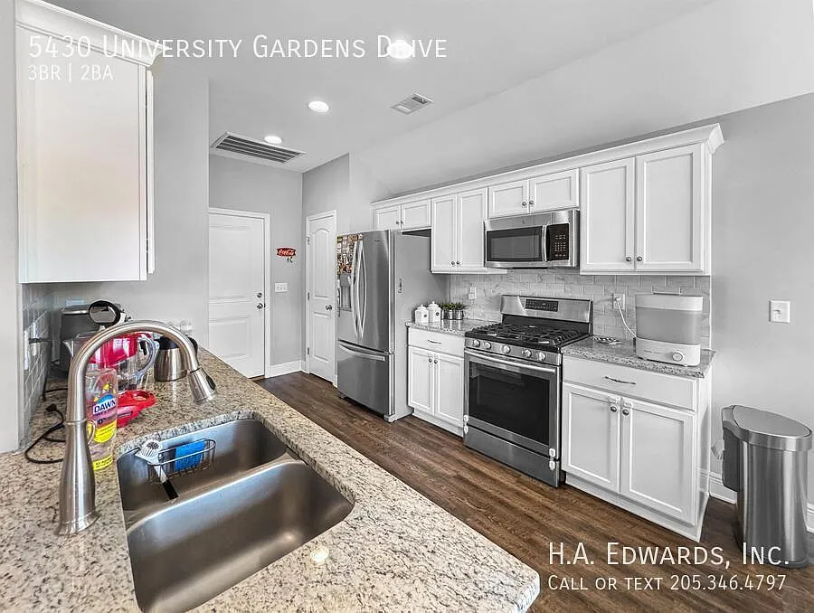 5430 University Gardens Dr