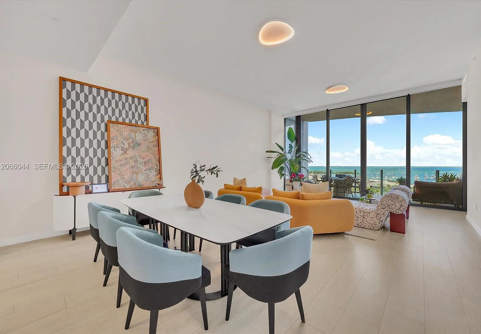 Two Park Grove Condo — Photo 1