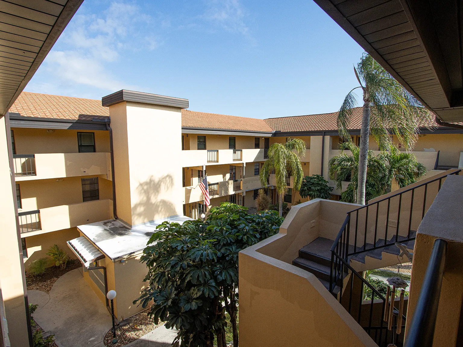 1 bed, 693 sqft, $1,350 — Photo 2