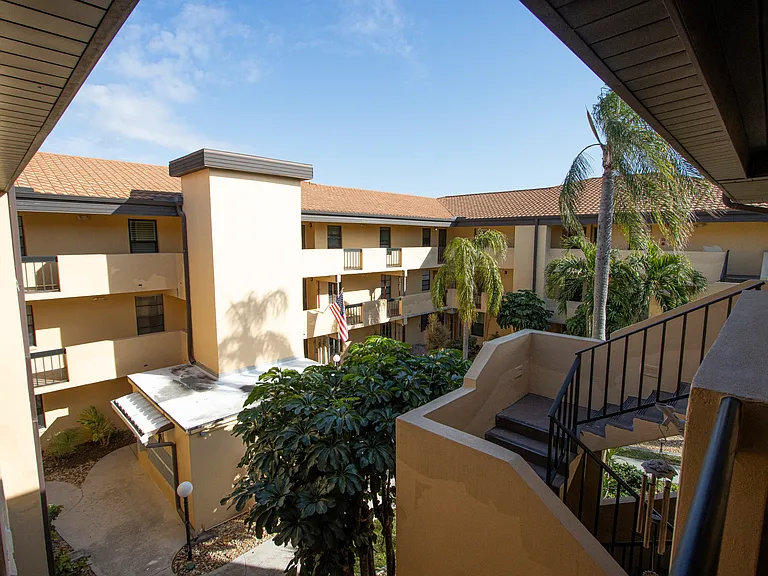 6142 Whiskey Creek Dr #621 — Photo 2