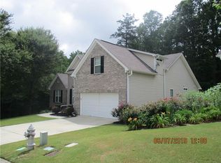 1063 Creek Bottom Rd, Loganville, GA 30052