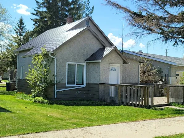 10319 NE Churchill Dr, Lac La Biche County, AB T0A 2C2