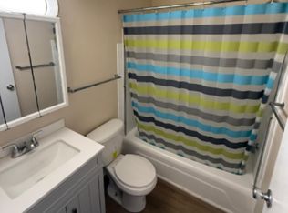 117 S Elder Ln APT 8, Decatur, IL 62522