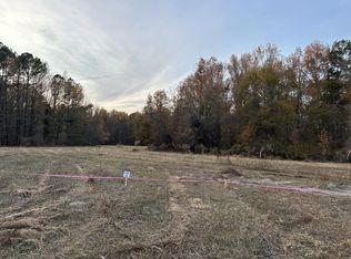 9140 E Saint Johns Church Rd #D, Zebulon, NC 27597