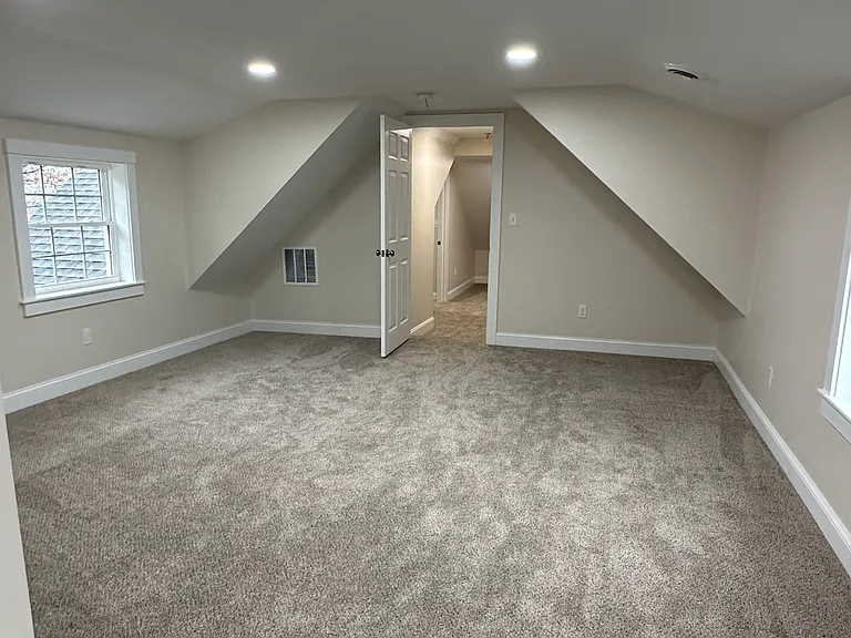 242 Varney Mill Rd — Photo 6