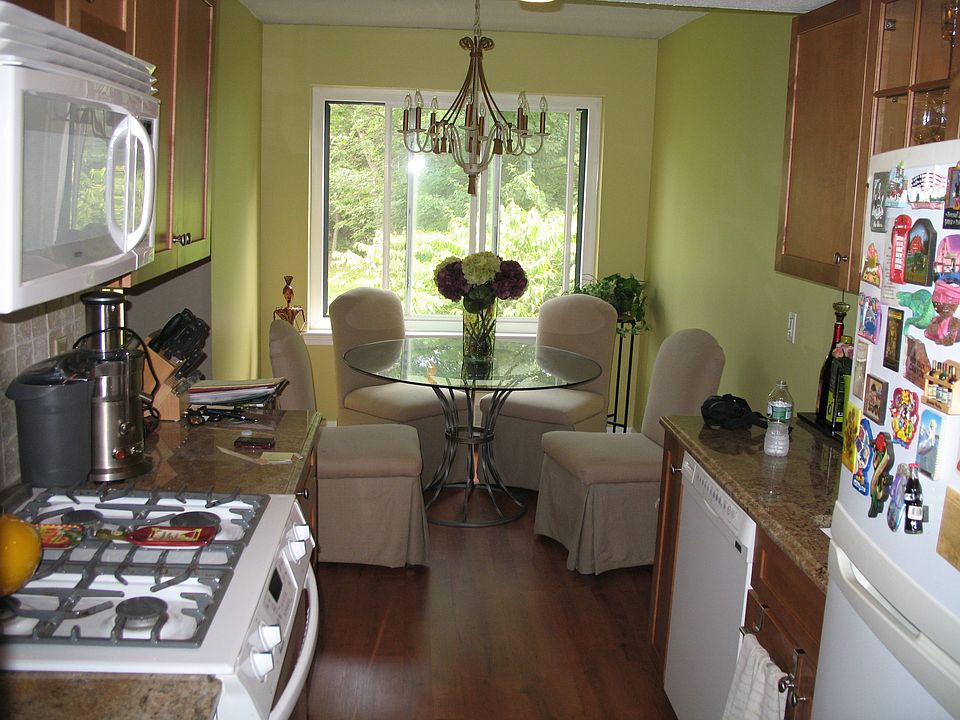 1st image of 41 Wellington Ct APT 2C