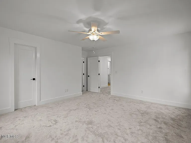 3206 Belmont Cir — Photo 27