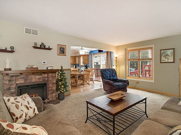 5th image of 2527 Live Oak Dr