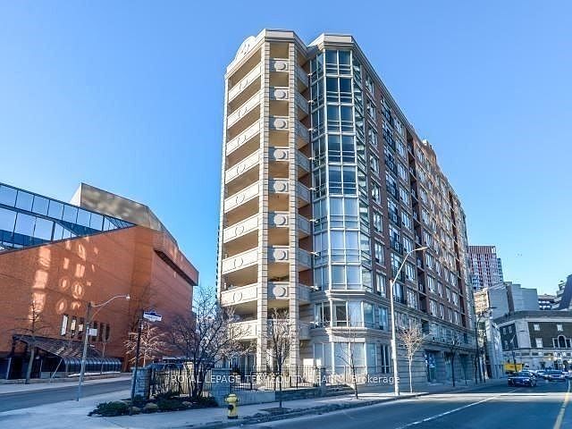 1st image of 20 Collier St #304
