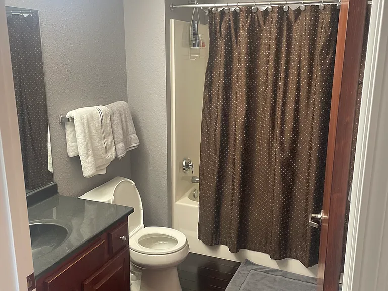 1535 Walnut St #201 — Photo 12