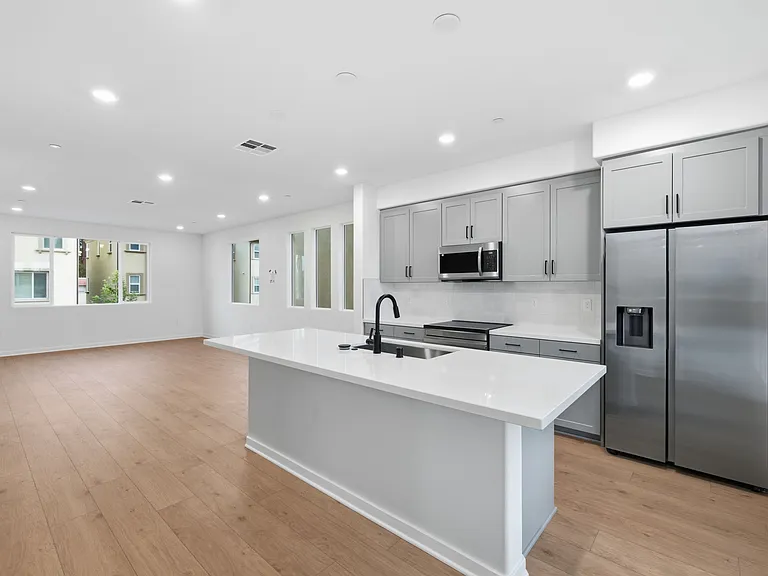 12826 Newhope St — Photo 10
