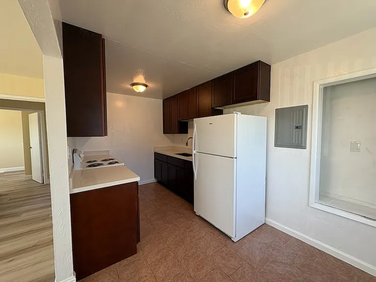 896 Carlson Blvd #B — Photo 7