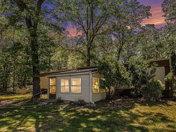 49643 County Road 388, Grand Junction, MI 49056