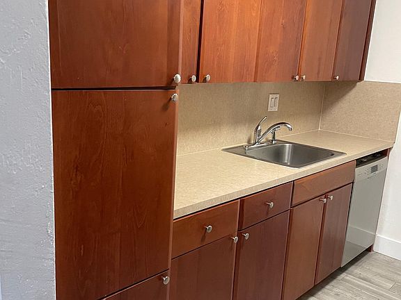 4th image of 7204 Fairway Dr APT I26