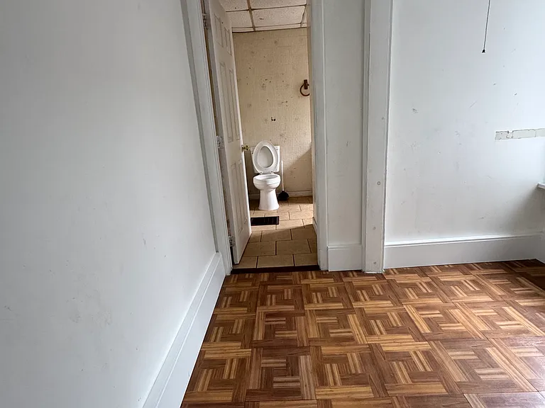 1760 Perkiomen Ave — Photo 6