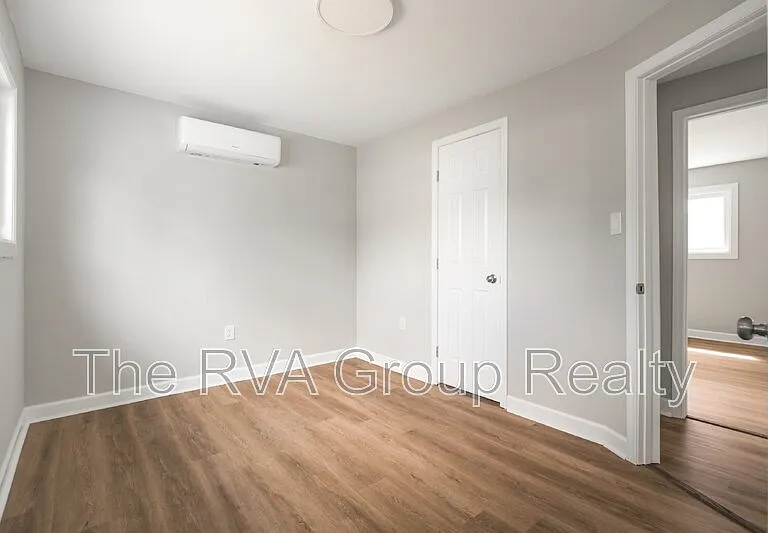 1915 Miller Ave #2 — Photo 26