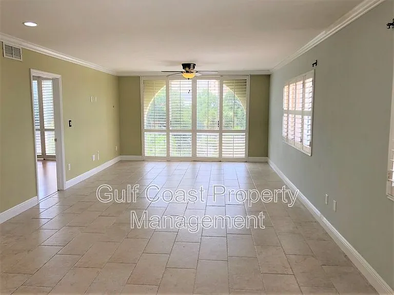 301 S Gulfstream Ave #301 — Photo 7