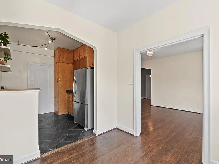 2737 Devonshire Pl NW #110 — Photo 8