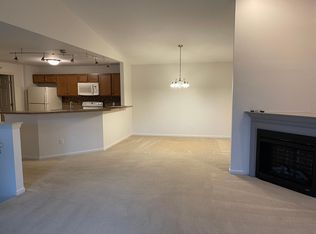 29965 Foxrun Cir #B, Warren, MI 48092