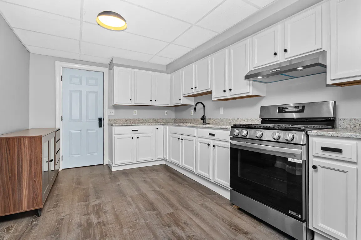 3 bed, 1397 sqft, $3,000 — Photo 2