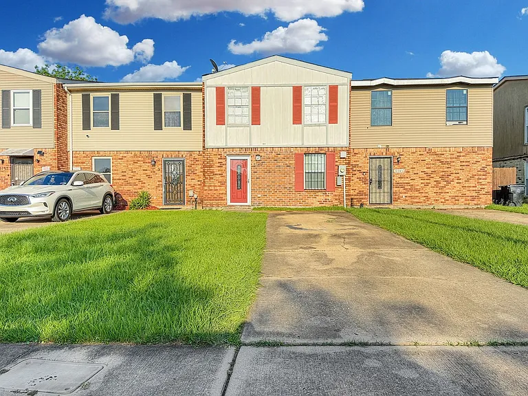 5149 Basinview Dr — Photo 1