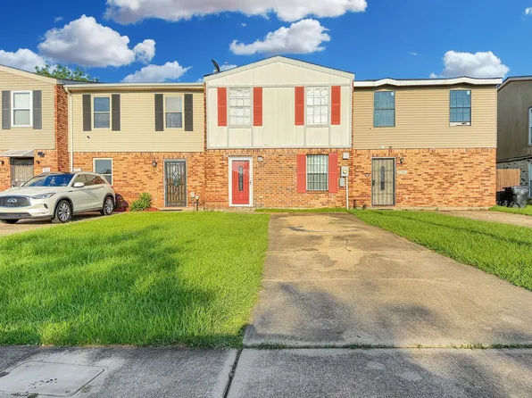 5149 Basinview Dr, New Orleans, LA 70126