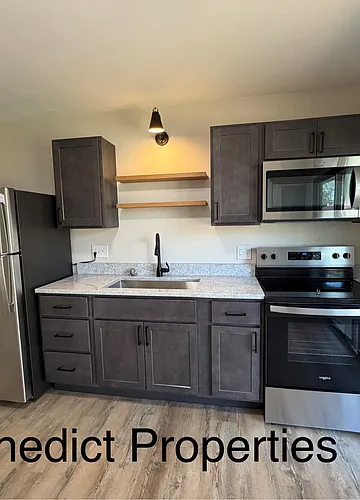 31 E Maple St #31 Photo 1